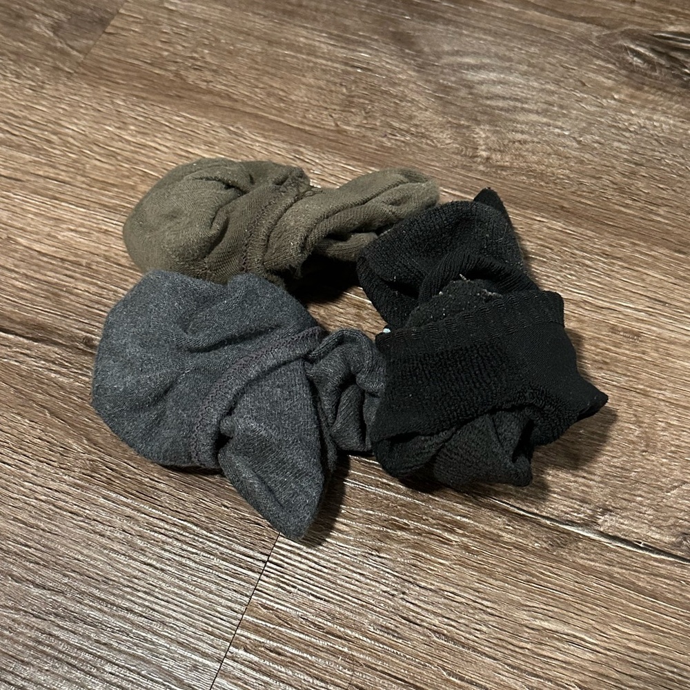 Bundle of 3 pairs of worn socks